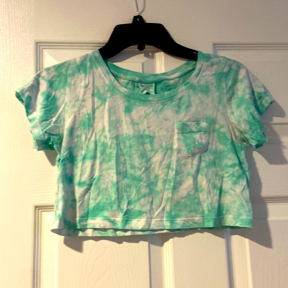 Green Tie Die Crop Top with Cute Little Pocket